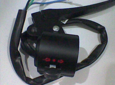 SUSUKI AX100